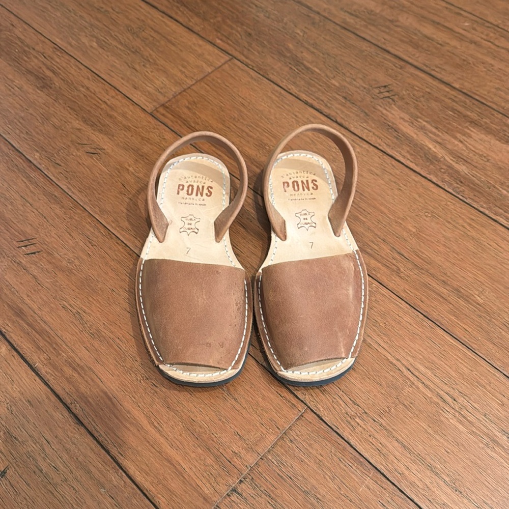 Pons Avarca Women’s Sandals Size 7 Brown Classic Style